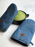 Kitchen Textile Gift Set – Oven Gloves, Tea Towels & Pot Holder