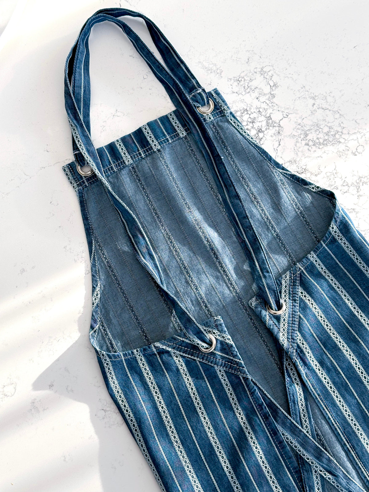 Linen & Denim Kitchen Set – Apron, Oven Mitt, Pot Holder & Towels