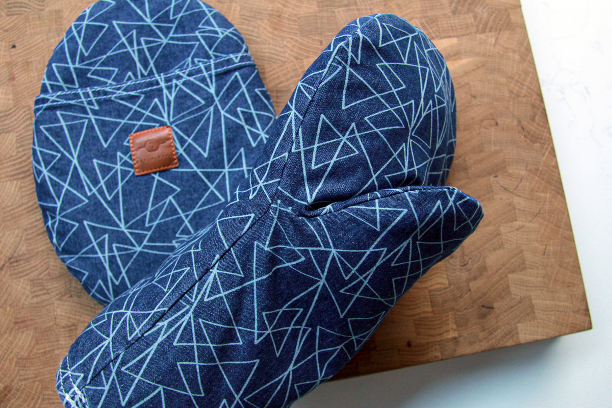 Kitchen Textile Set – Oven Mitt, Pot Holder & Hand Towels