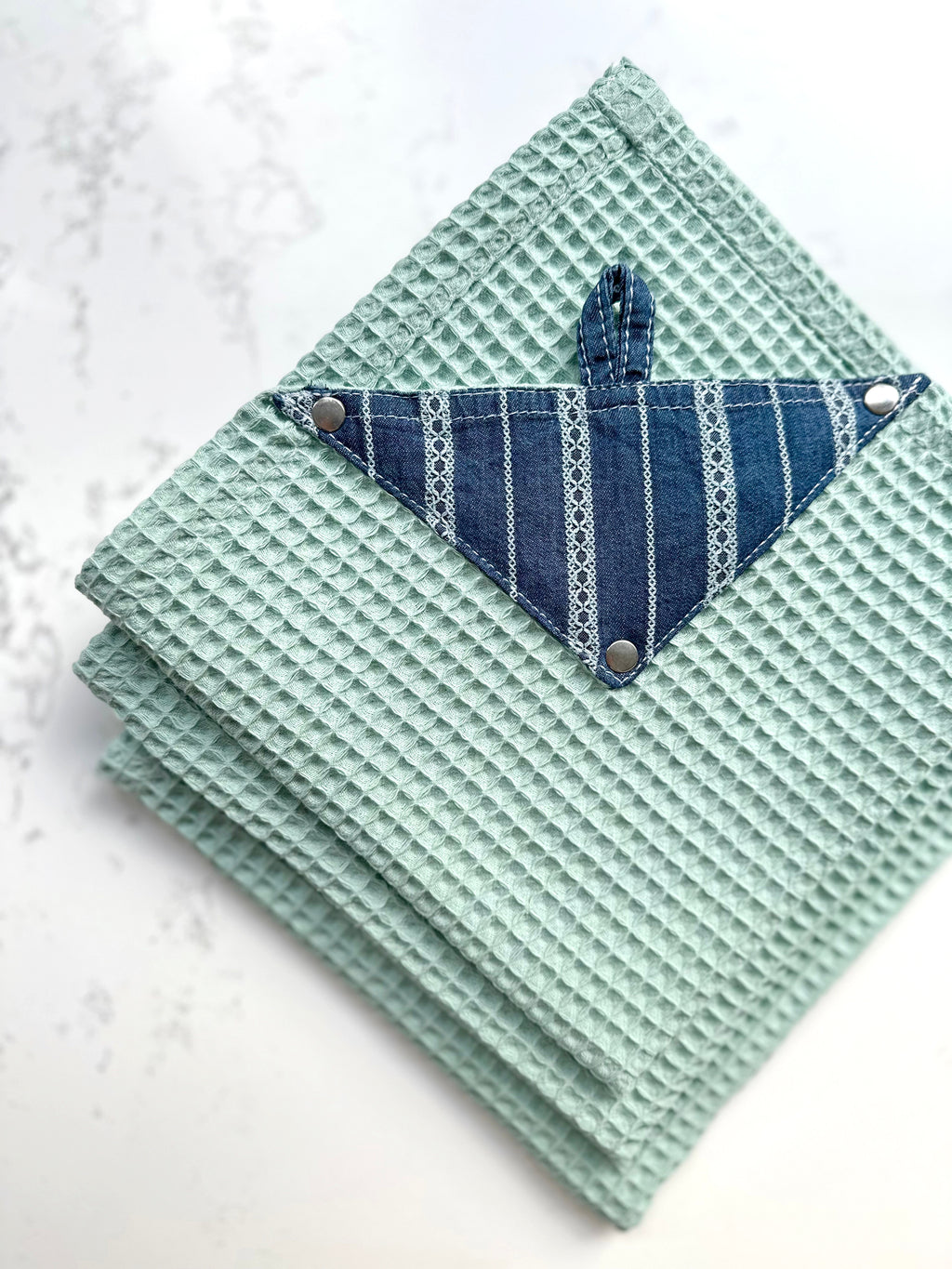 Linen & Denim Kitchen Set – Apron, Oven Mitt, Pot Holder & Towels