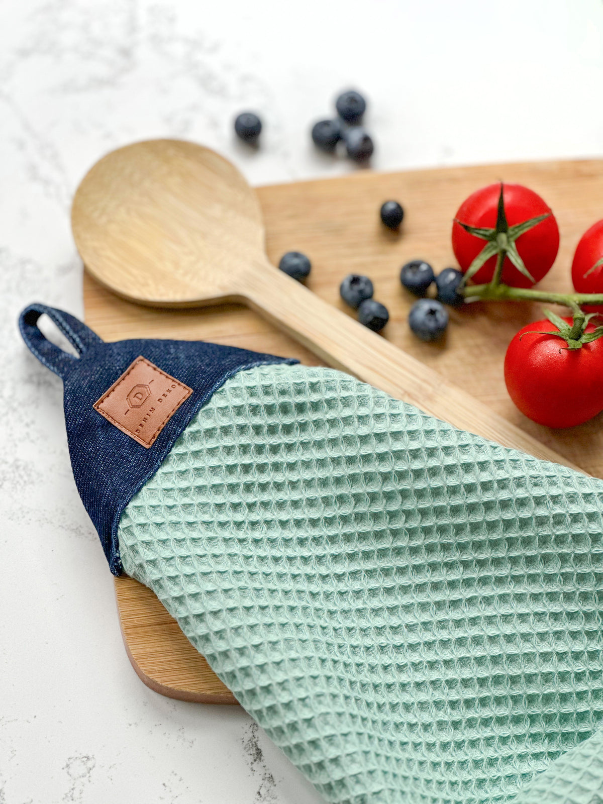 Denim Kitchen Gift Set – Apron, Oven Gloves & 3 Tea Towels