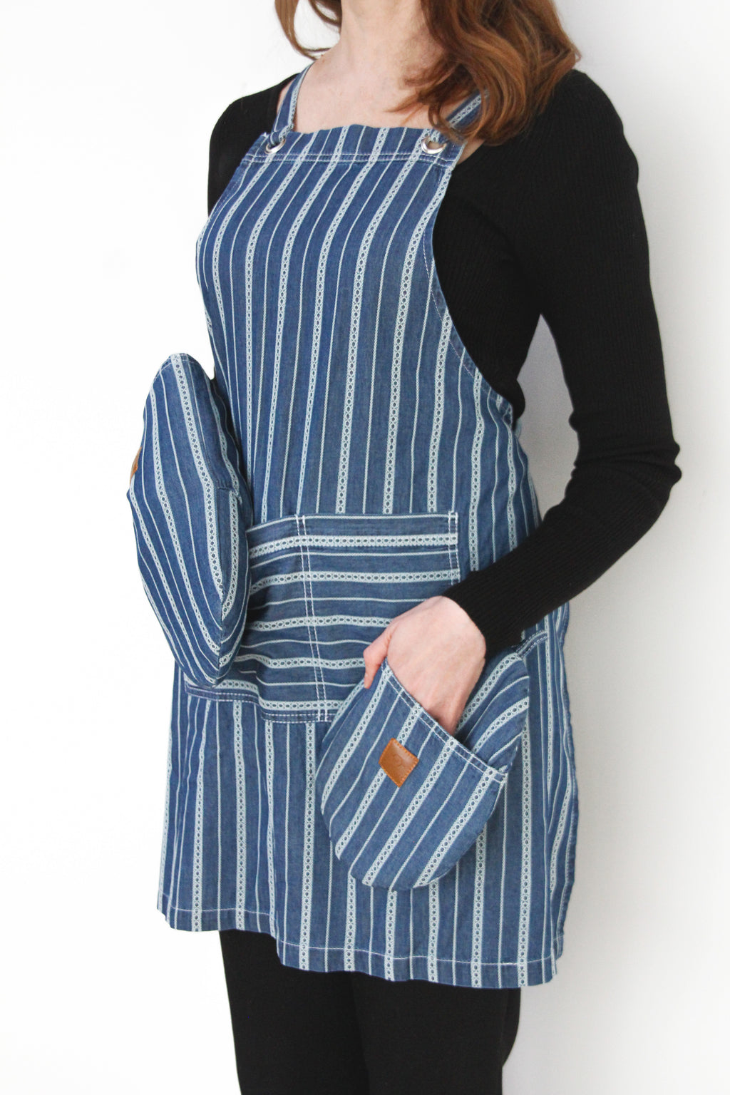 Linen & Denim Kitchen Set – Apron, Oven Mitt, Pot Holder & Towels