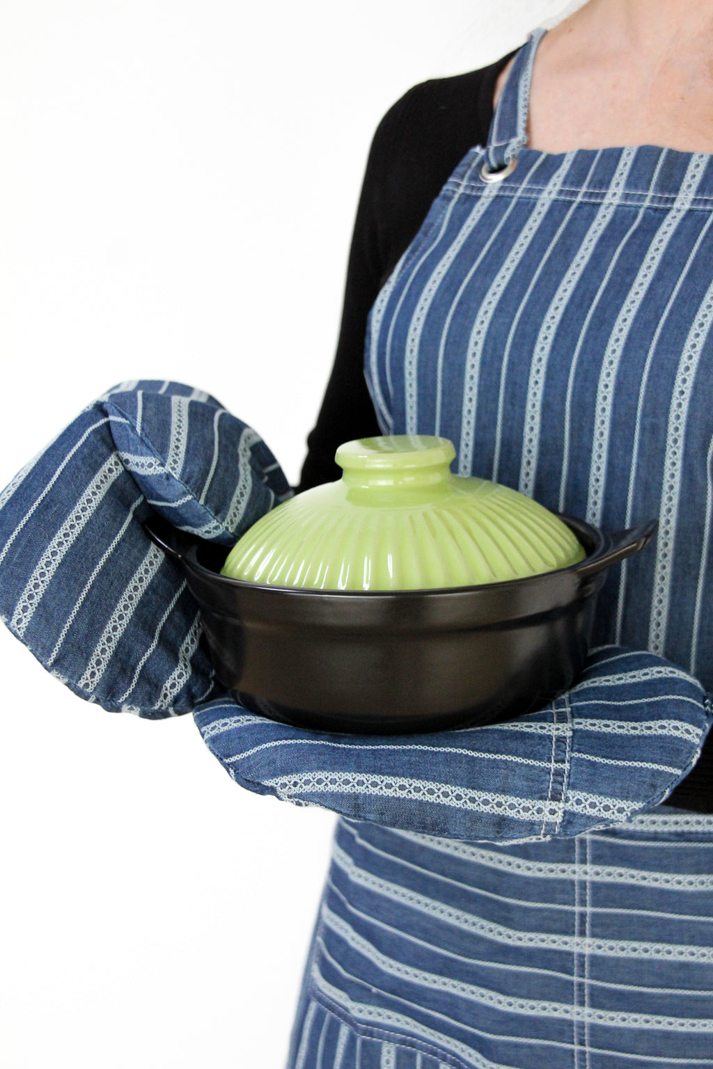 Linen & Denim Kitchen Set – Apron, Oven Mitt, Pot Holder & Towels