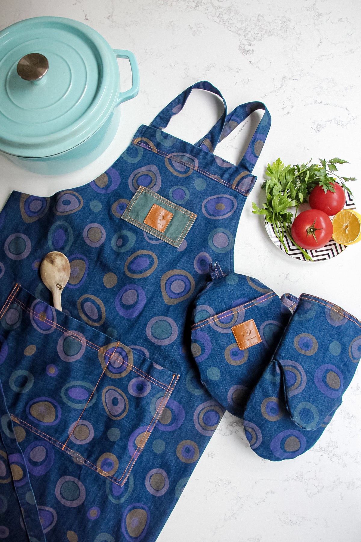 Denim Kitchen Bundle – Apron, Tray, Oven Glove & Towels
