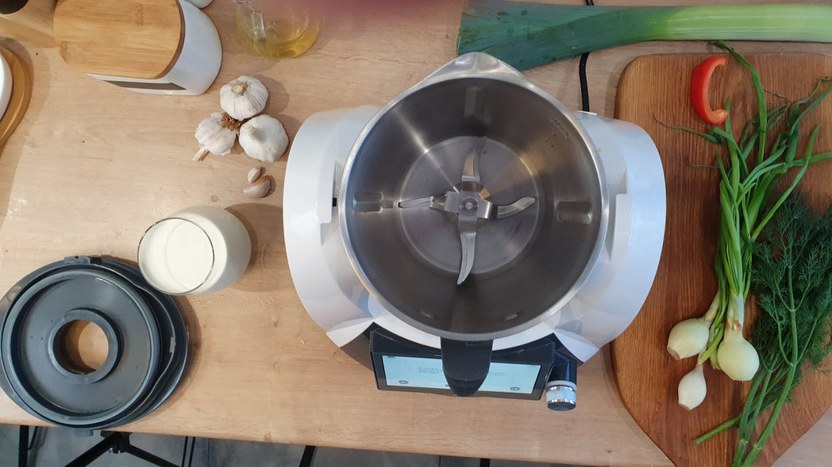 Multifunctional Kitchen Robot COBBO 7