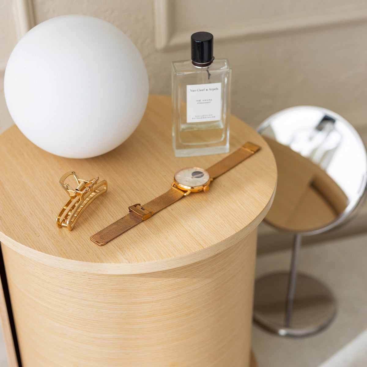 Wooden Round Nightstand & Bedside Organizer